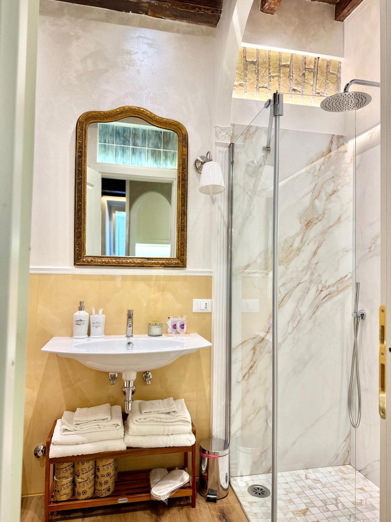 Frattina Elegance Suite Rome Extérieur photo